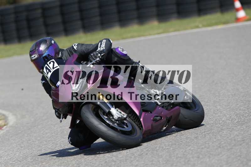 /44 09.08.2025 Plüss Moto Sport ADR/Freies Fahren/542